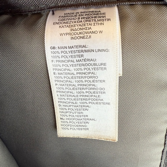 The North Face Black Backpack Durable Functional Design - Picture 10 of 11